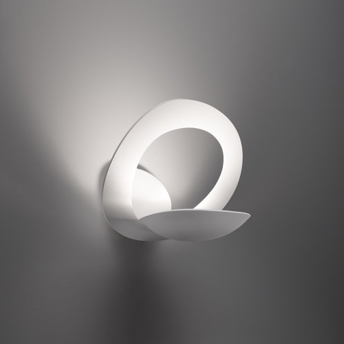 Artemide Pirce wall